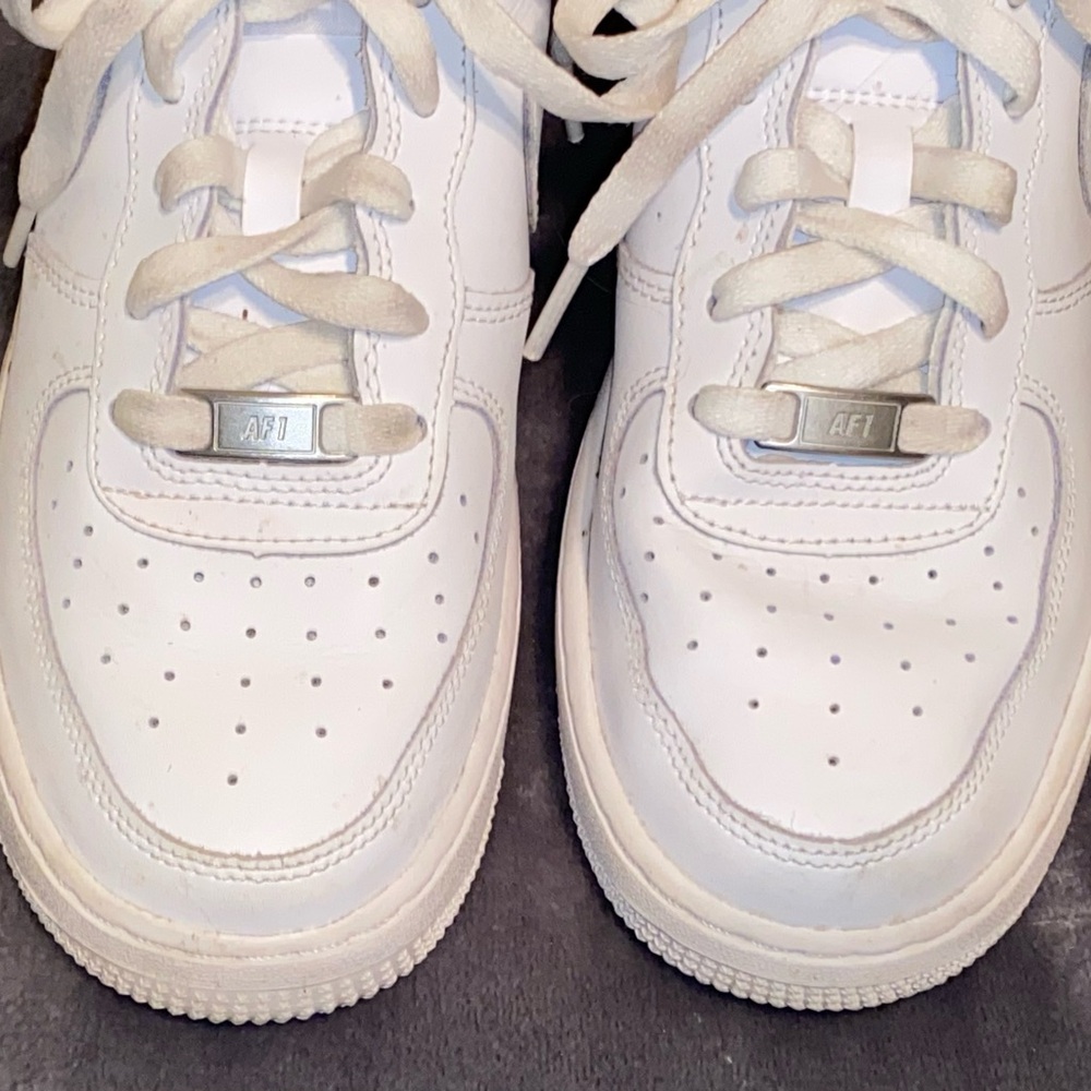Nike Air Force 1 ( Women’s 8 or Kids 6Y)